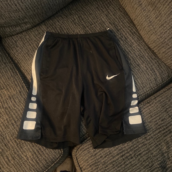 Nike shorts - Picture 1 of 1